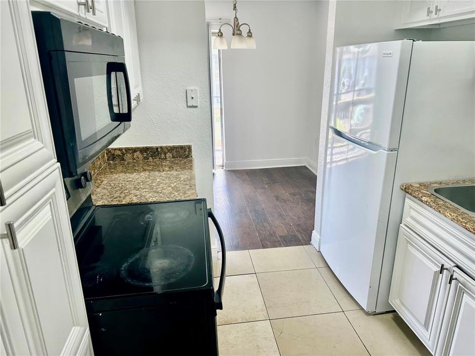 En Venta: $139,900 (3 camas, 2 baños, 1270 Pies cuadrados)