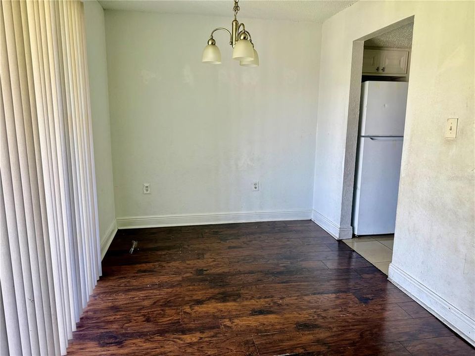 En Venta: $139,900 (3 camas, 2 baños, 1270 Pies cuadrados)