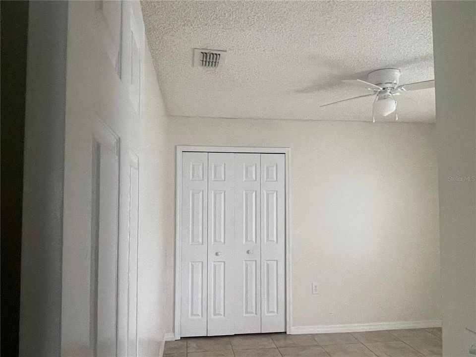 В аренду: $1,700 (3 спален, 2 ванн, 1776 Квадратных фут)