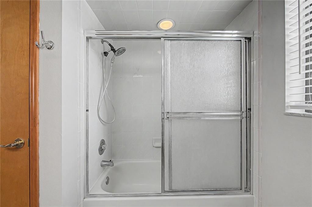 На продажу: $599,500 (3 спален, 2 ванн, 2604 Квадратных фут)