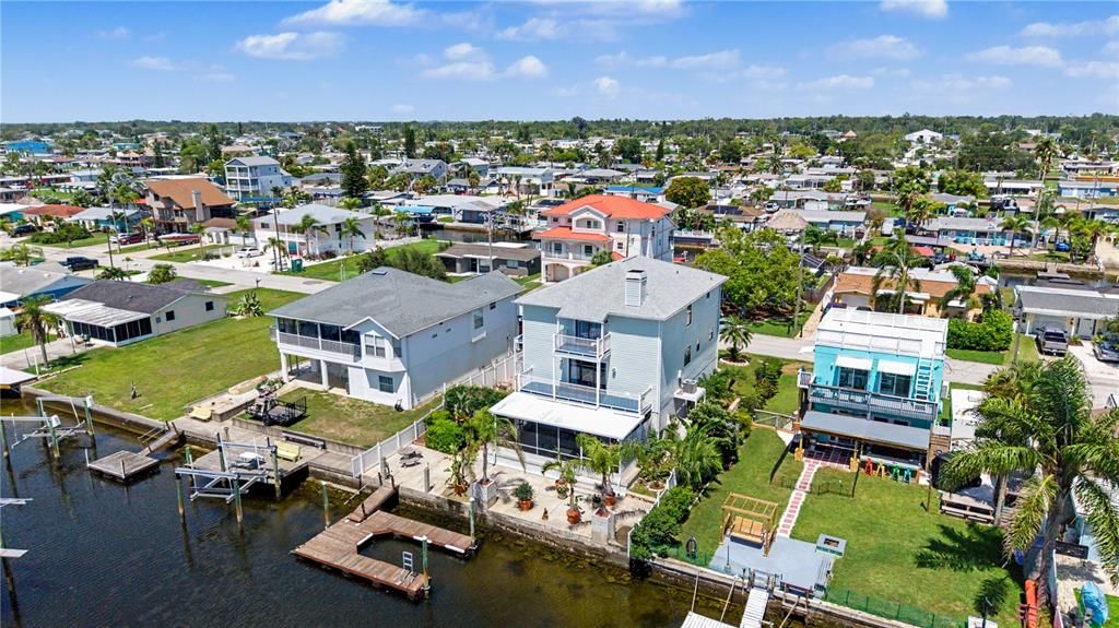 На продажу: $599,500 (3 спален, 2 ванн, 2604 Квадратных фут)