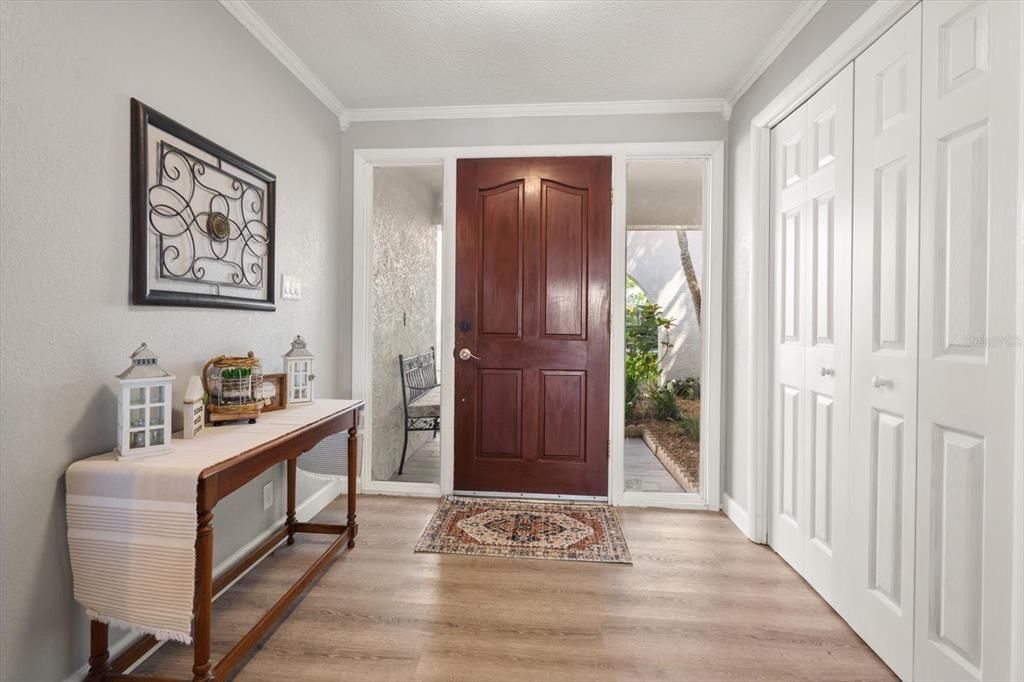 En Venta: $850,000 (4 camas, 3 baños, 2629 Pies cuadrados)