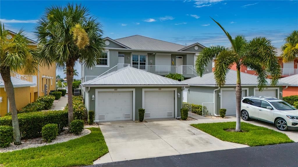 For Sale: $319,000 (3 beds, 2 baths, 1517 Square Feet)