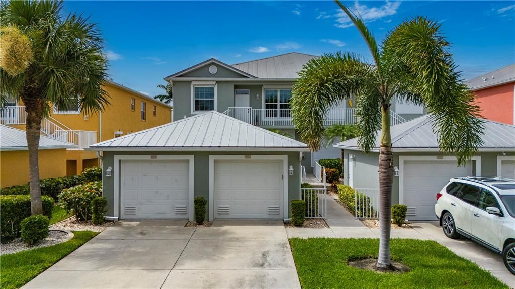 For Sale: $319,000 (3 beds, 2 baths, 1517 Square Feet)