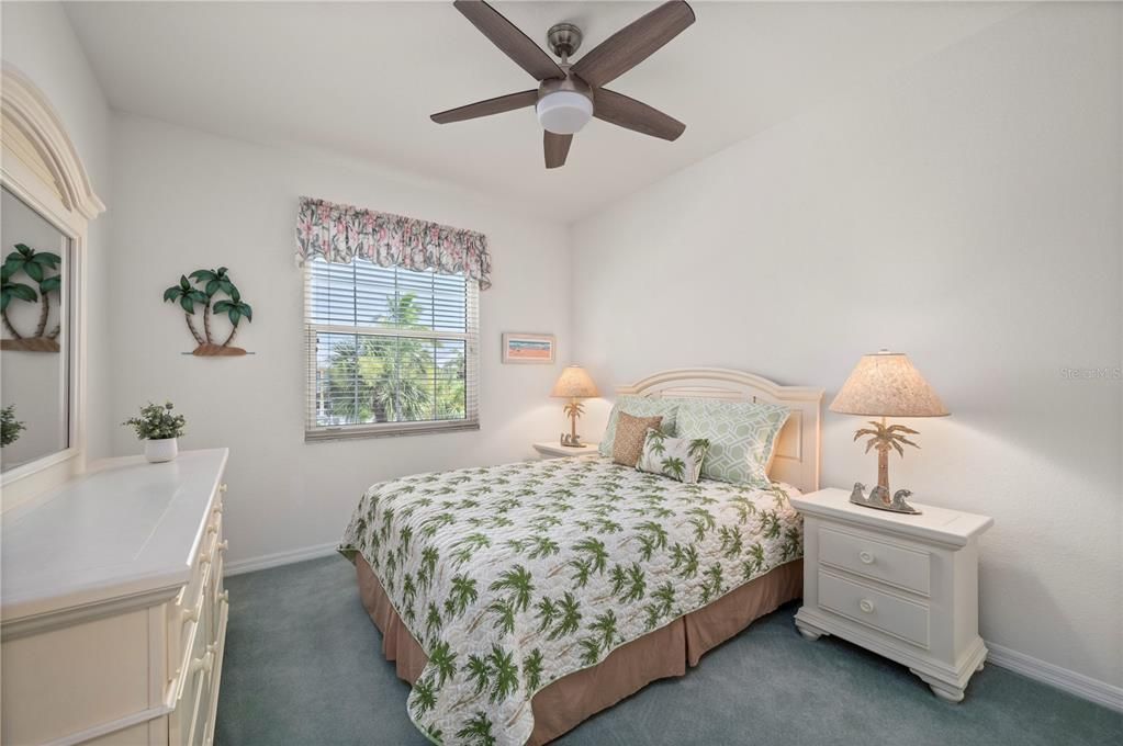 For Sale: $319,000 (3 beds, 2 baths, 1517 Square Feet)