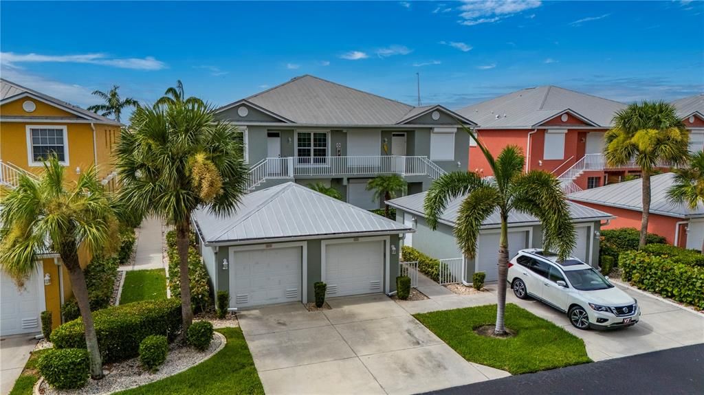 For Sale: $319,000 (3 beds, 2 baths, 1517 Square Feet)