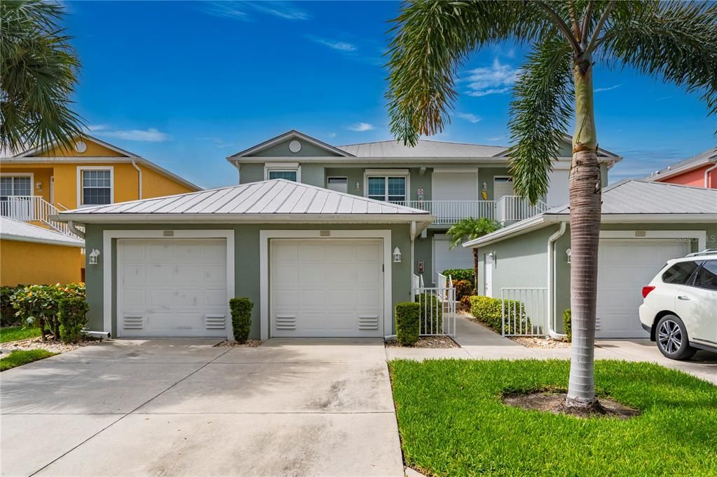 For Sale: $319,000 (3 beds, 2 baths, 1517 Square Feet)