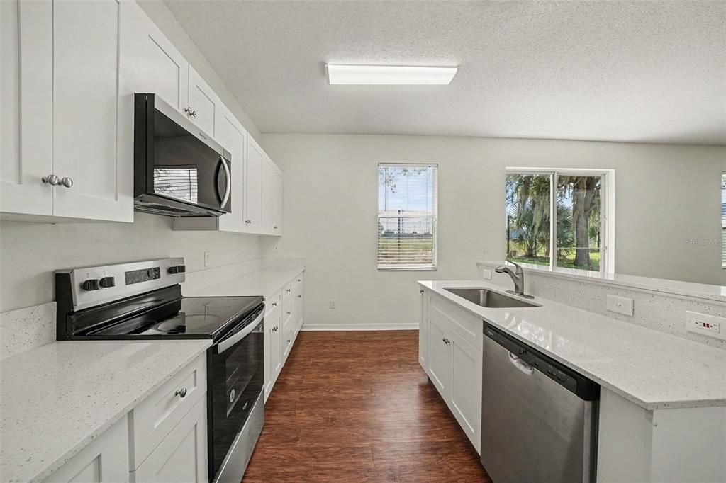 For Sale: $444,900 (5 beds, 2 baths, 3042 Square Feet)