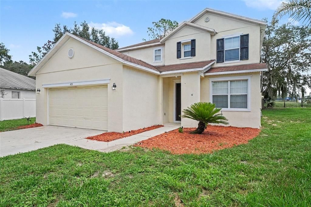 For Sale: $444,900 (5 beds, 2 baths, 3042 Square Feet)