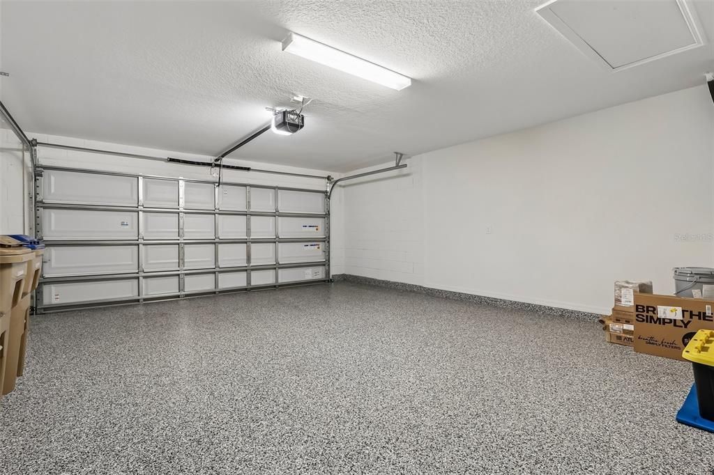 En Venta: $420,000 (3 camas, 2 baños, 2005 Pies cuadrados)