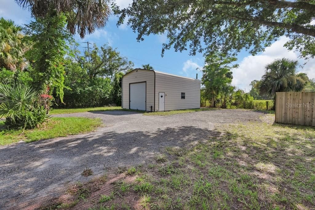 Activo con contrato: $349,900 (3 camas, 2 baños, 1636 Pies cuadrados)