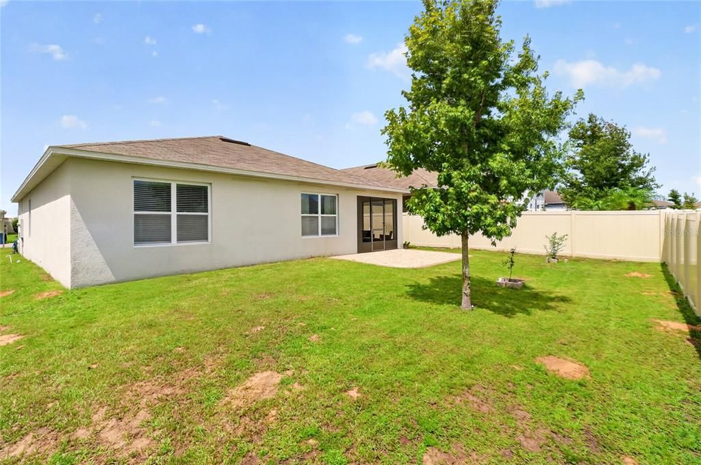 En Venta: $339,000 (4 camas, 2 baños, 1867 Pies cuadrados)