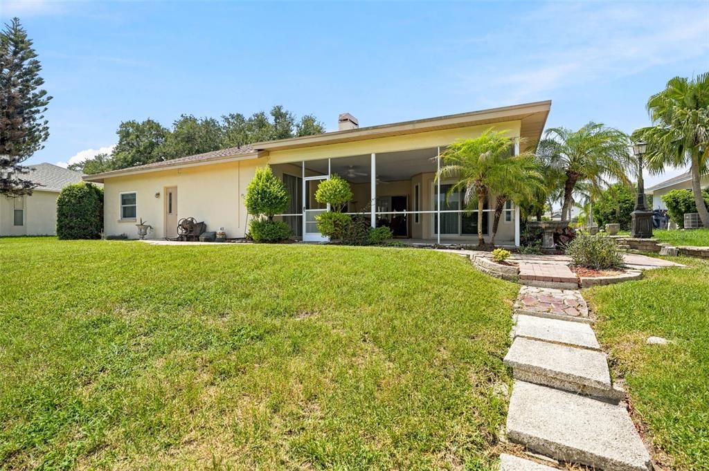 En Venta: $485,000 (4 camas, 2 baños, 2009 Pies cuadrados)