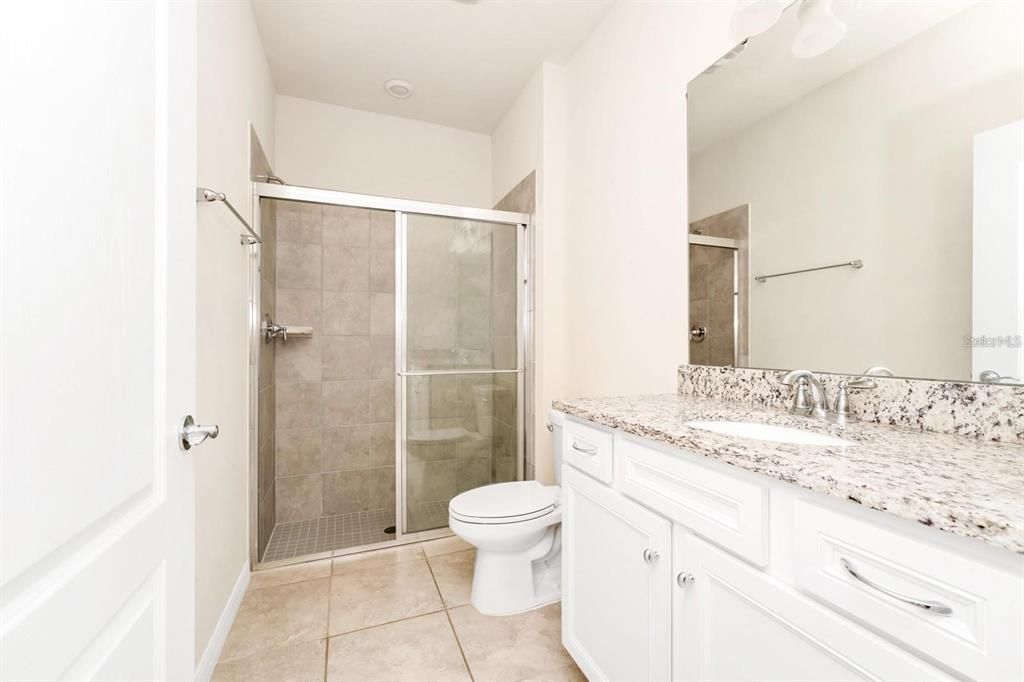 For Sale: $380,000 (5 beds, 4 baths, 2281 Square Feet)