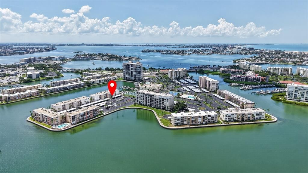На продажу: $175,000 (1 спален, 1 ванн, 600 Квадратных фут)