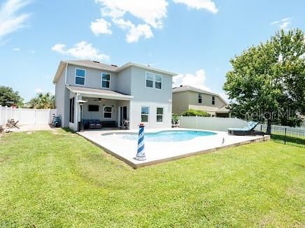En Venta: $514,900 (3 camas, 3 baños, 2720 Pies cuadrados)