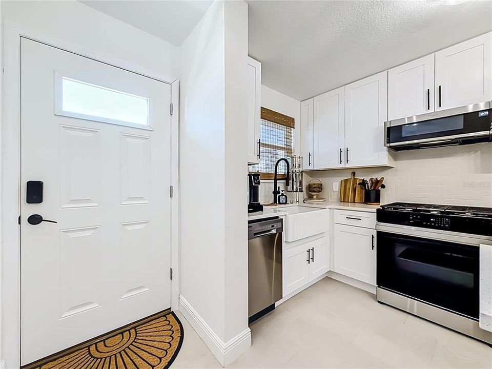 На продажу: $250,000 (1 спален, 1 ванн, 1060 Квадратных фут)