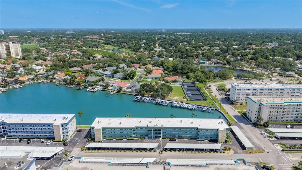 На продажу: $250,000 (1 спален, 1 ванн, 1060 Квадратных фут)
