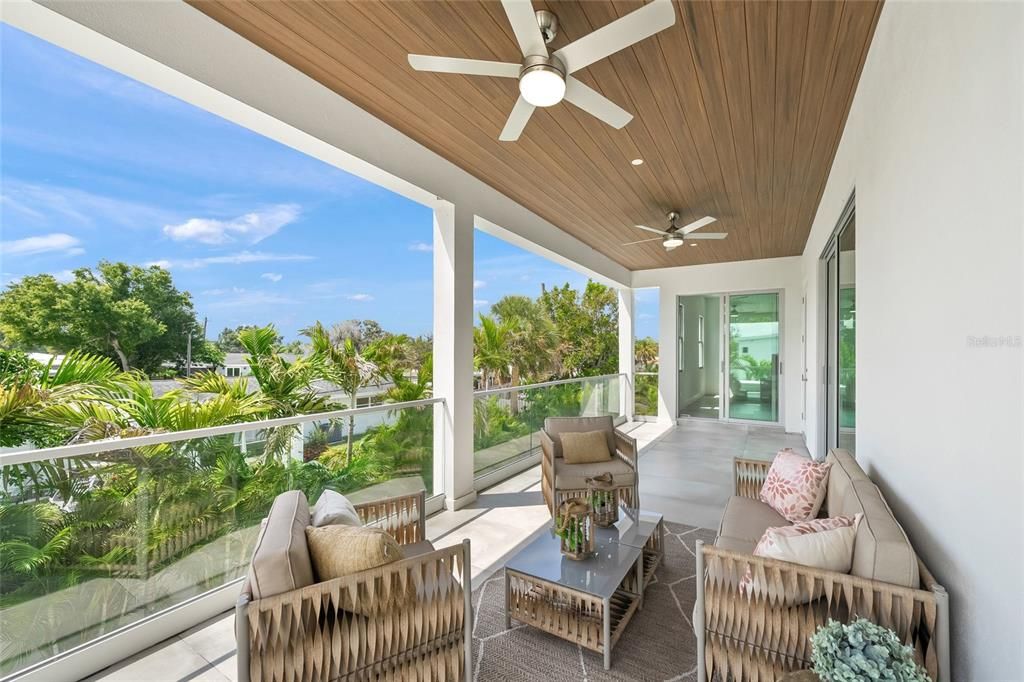 For Sale: $2,250,000 (6 beds, 6 baths, 3931 Square Feet)