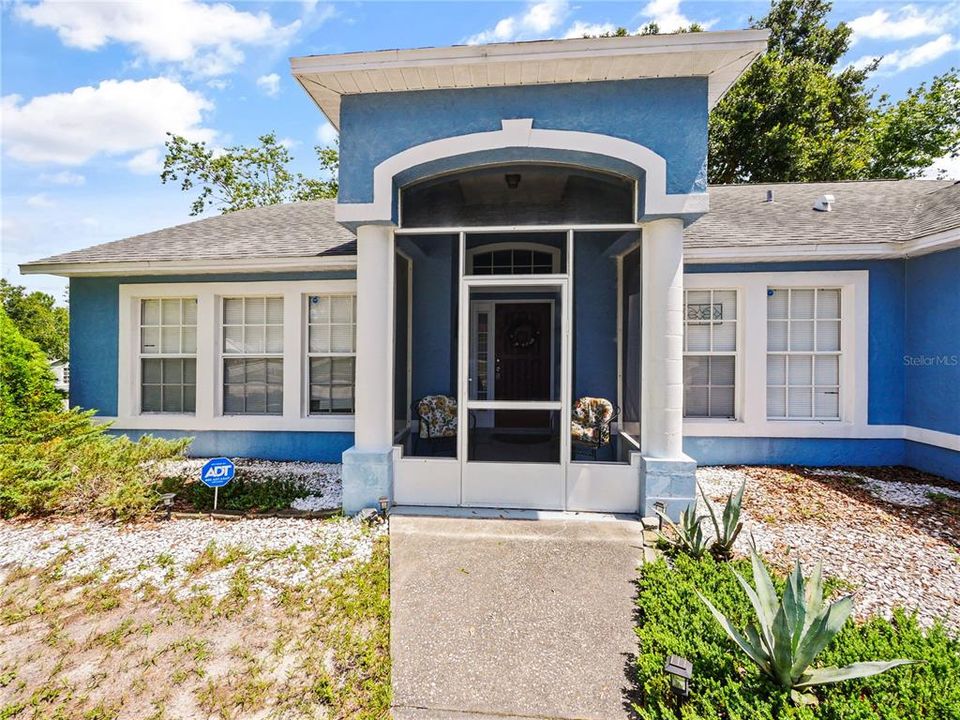 En Venta: $320,000 (3 camas, 2 baños, 1817 Pies cuadrados)