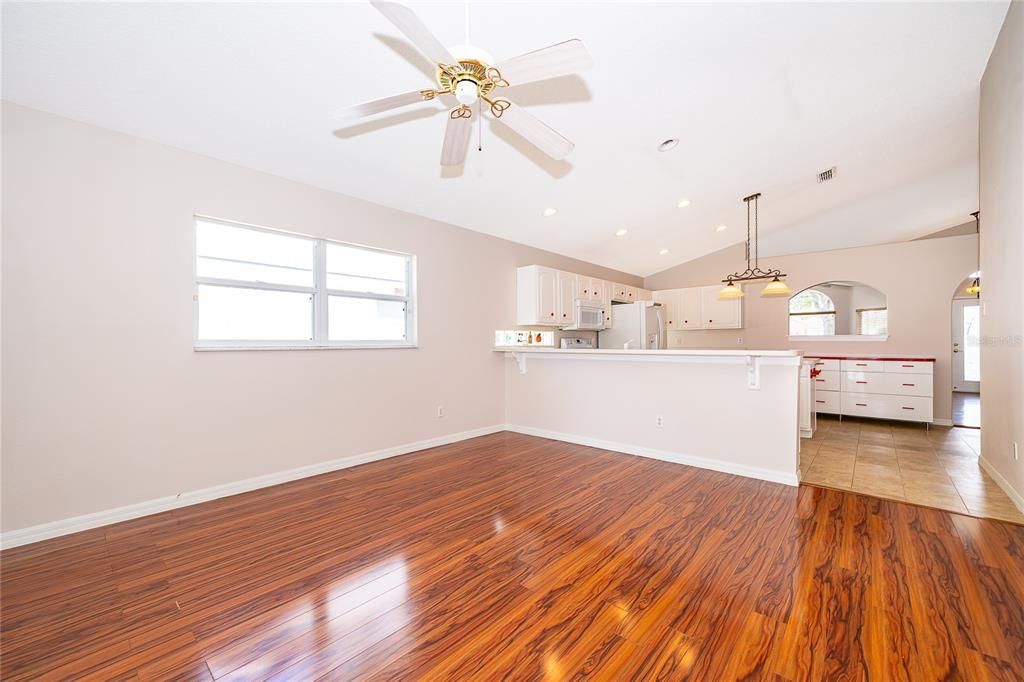 For Sale: $421,000 (3 beds, 2 baths, 1813 Square Feet)