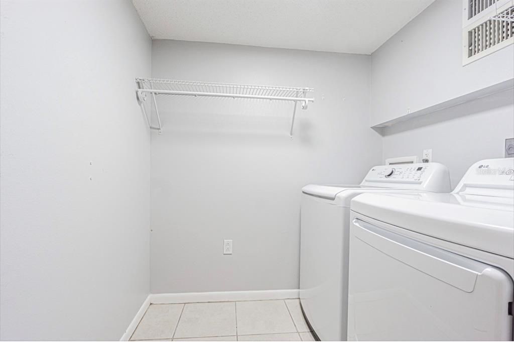 For Rent: $1,750 (2 beds, 2 baths, 1070 Square Feet)