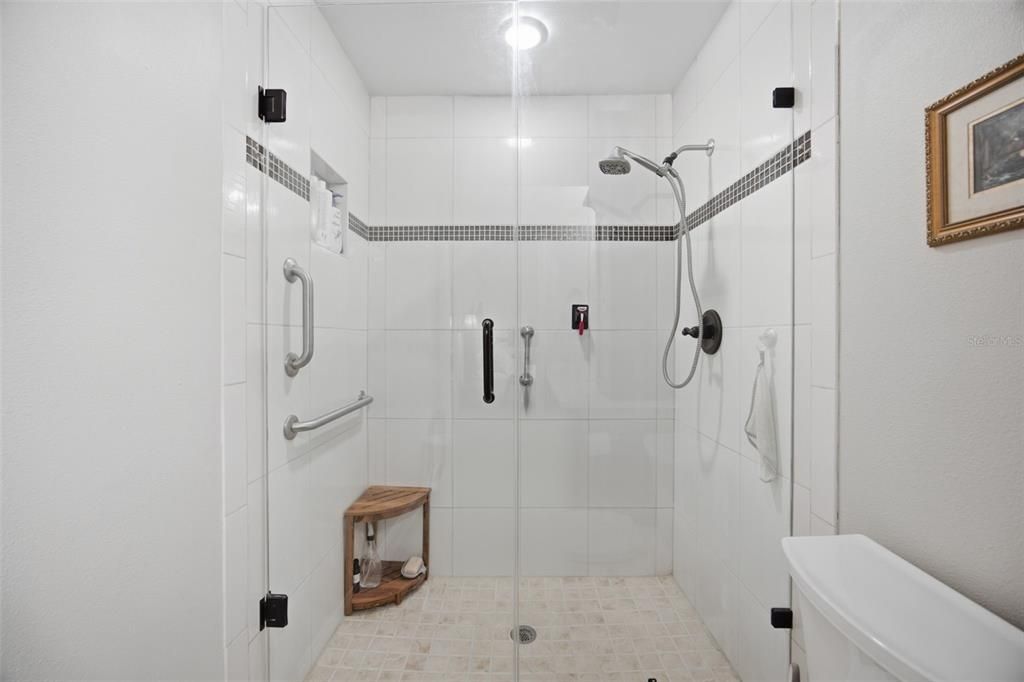 На продажу: $259,900 (3 спален, 2 ванн, 1080 Квадратных фут)