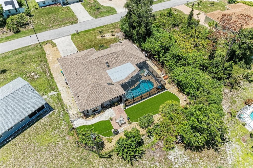 На продажу: $429,900 (3 спален, 2 ванн, 2015 Квадратных фут)