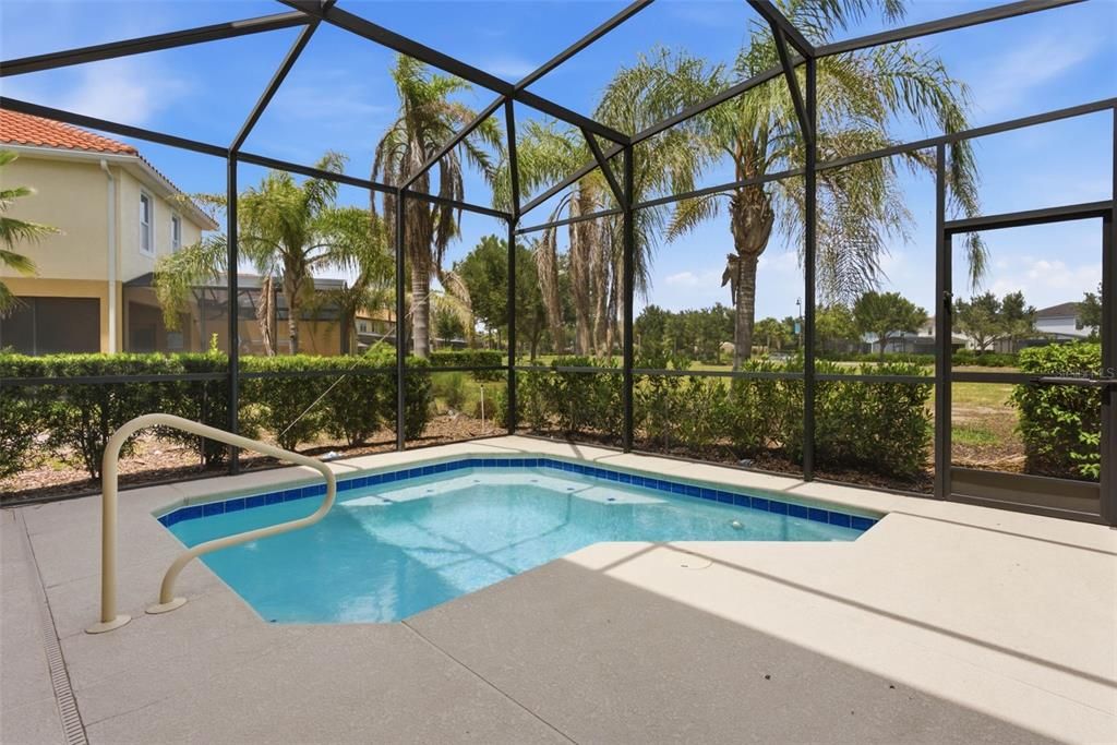 En Venta: $409,900 (5 camas, 5 baños, 2460 Pies cuadrados)