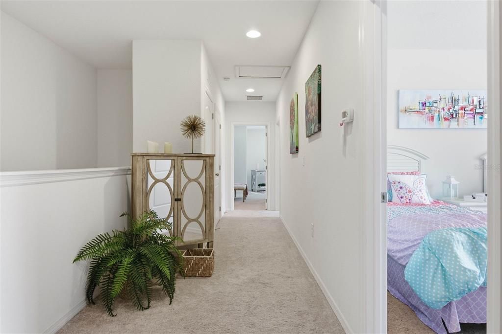En Venta: $409,900 (5 camas, 5 baños, 2460 Pies cuadrados)