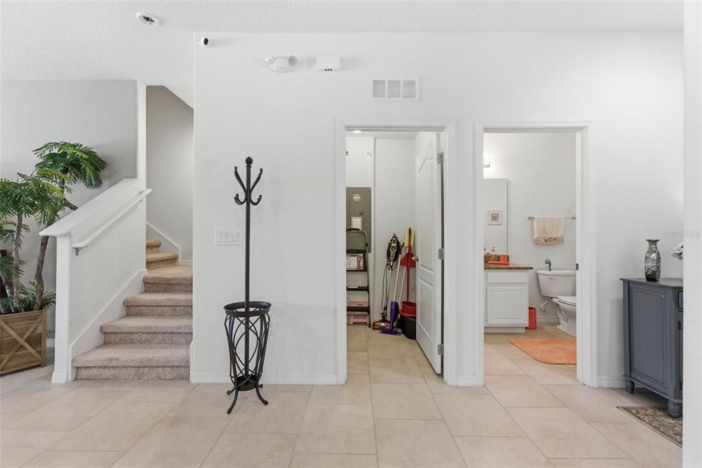 En Venta: $409,900 (5 camas, 5 baños, 2460 Pies cuadrados)