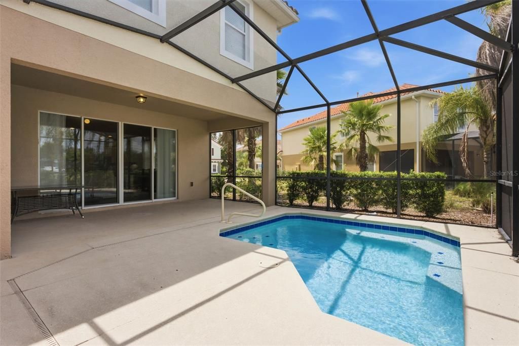 En Venta: $409,900 (5 camas, 5 baños, 2460 Pies cuadrados)