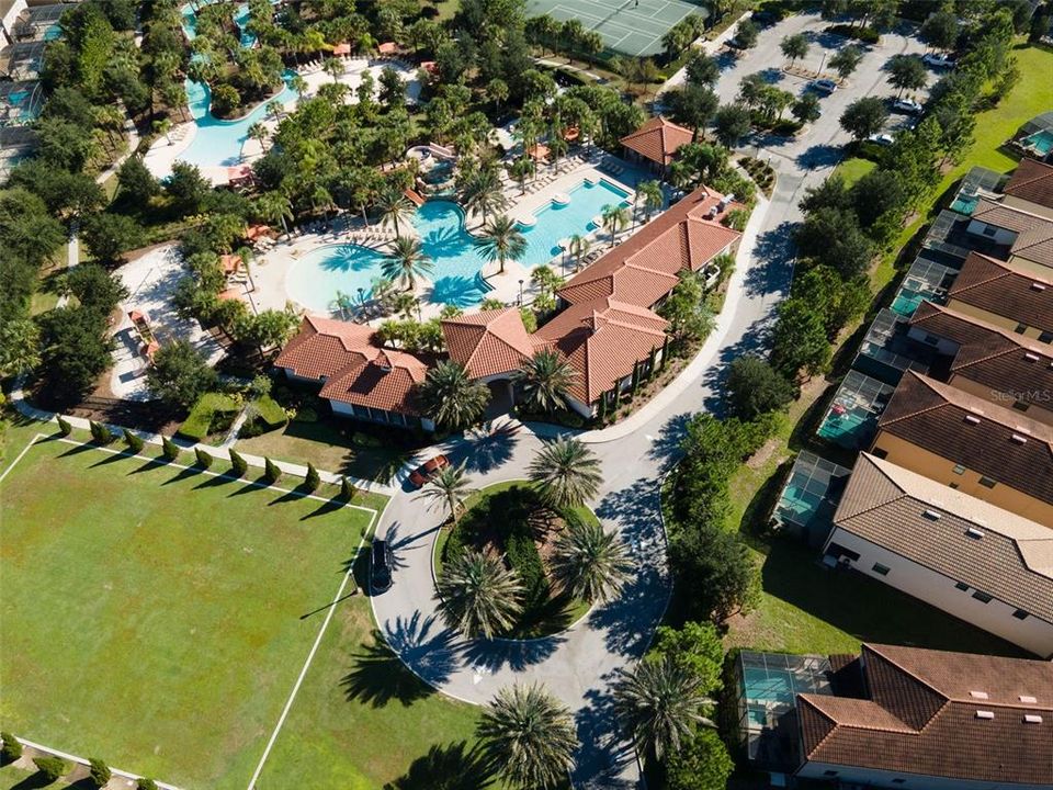 En Venta: $409,900 (5 camas, 5 baños, 2460 Pies cuadrados)