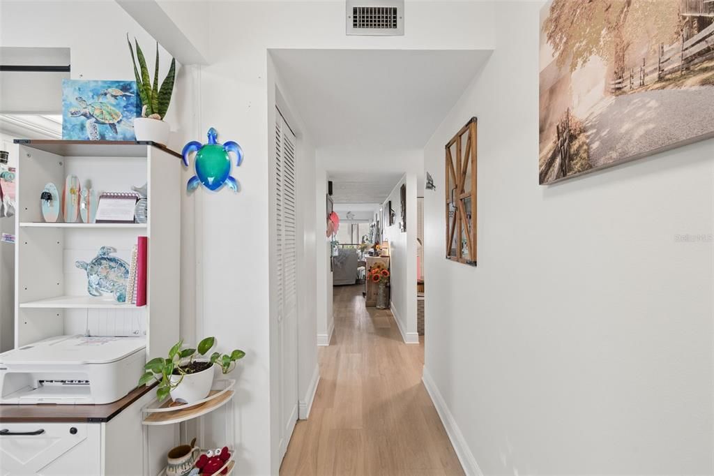 En Venta: $439,000 (2 camas, 2 baños, 1040 Pies cuadrados)