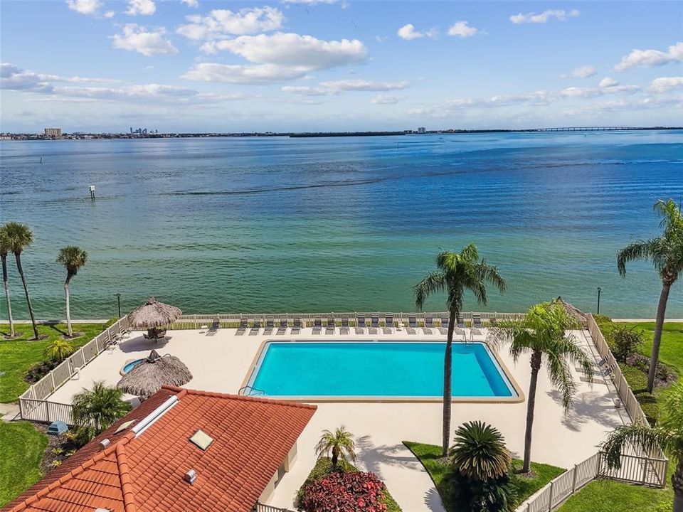 En Venta: $439,000 (2 camas, 2 baños, 1040 Pies cuadrados)