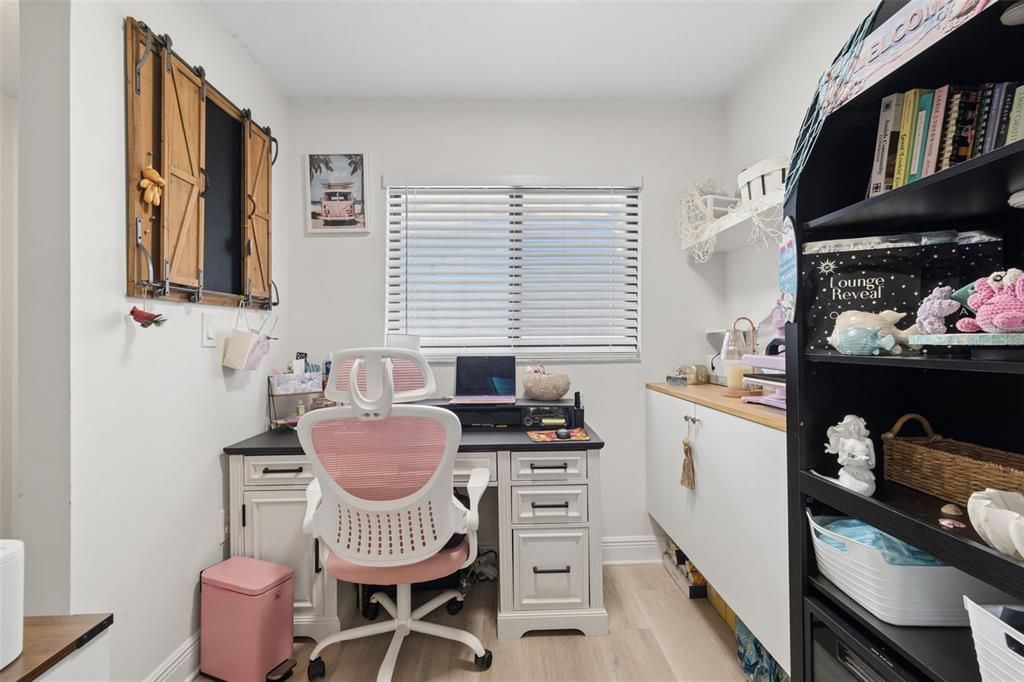 En Venta: $439,000 (2 camas, 2 baños, 1040 Pies cuadrados)