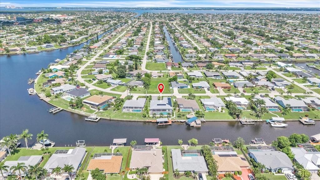На продажу: $1,095,000 (4 спален, 3 ванн, 2720 Квадратных фут)