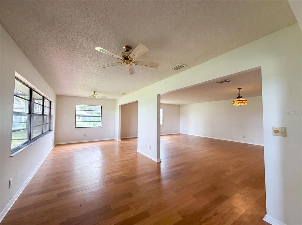 Activo con contrato: $160,000 (2 camas, 2 baños, 1878 Pies cuadrados)