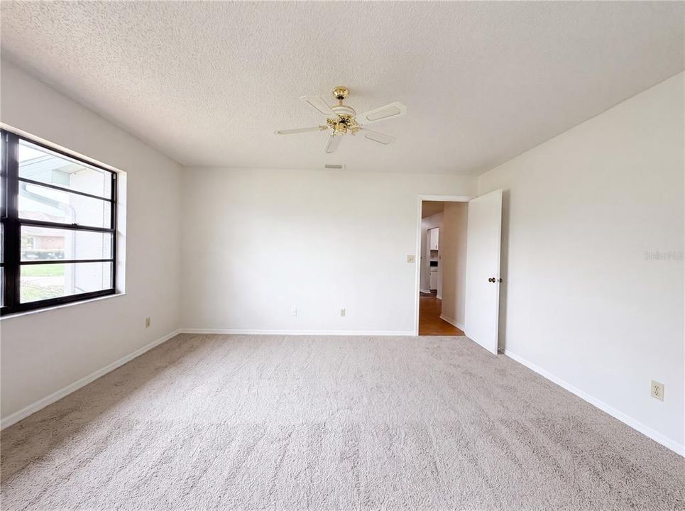 Activo con contrato: $160,000 (2 camas, 2 baños, 1878 Pies cuadrados)