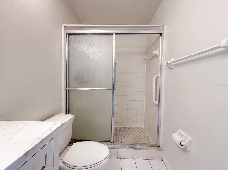 Activo con contrato: $160,000 (2 camas, 2 baños, 1878 Pies cuadrados)