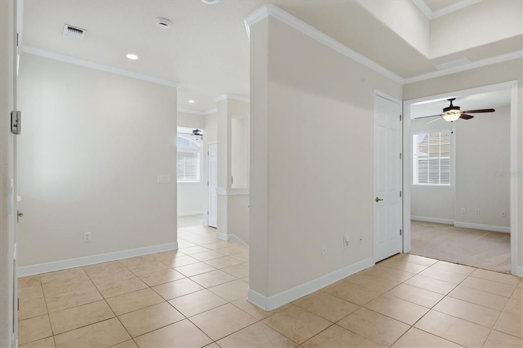 En Venta: $420,000 (2 camas, 2 baños, 2009 Pies cuadrados)
