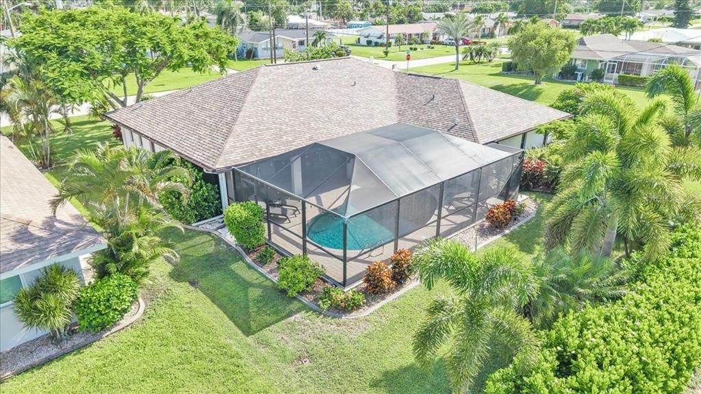 En Venta: $425,000 (3 camas, 2 baños, 2030 Pies cuadrados)