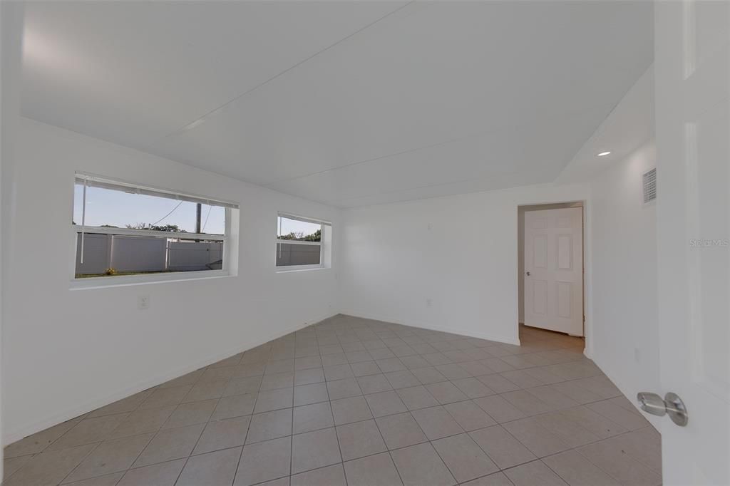 В аренду: $2,600 (3 спален, 2 ванн, 1484 Квадратных фут)