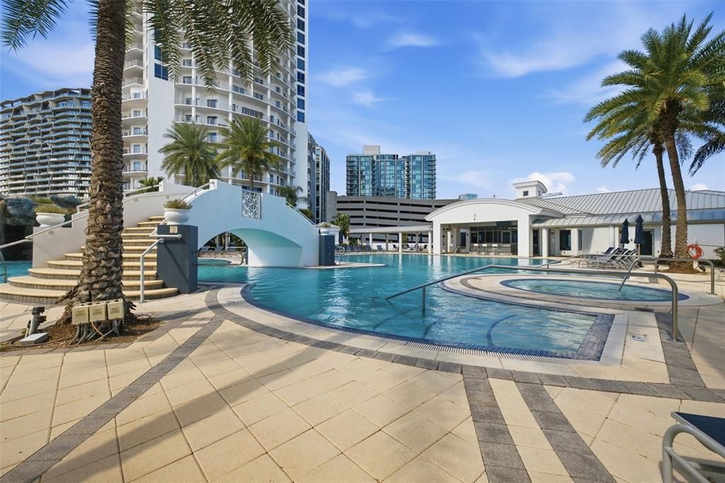En Venta: $800,000 (2 camas, 2 baños, 1269 Pies cuadrados)