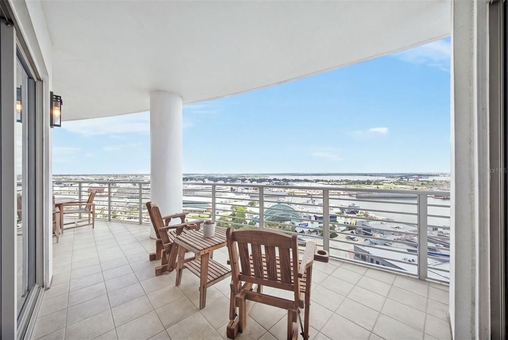 En Venta: $800,000 (2 camas, 2 baños, 1269 Pies cuadrados)