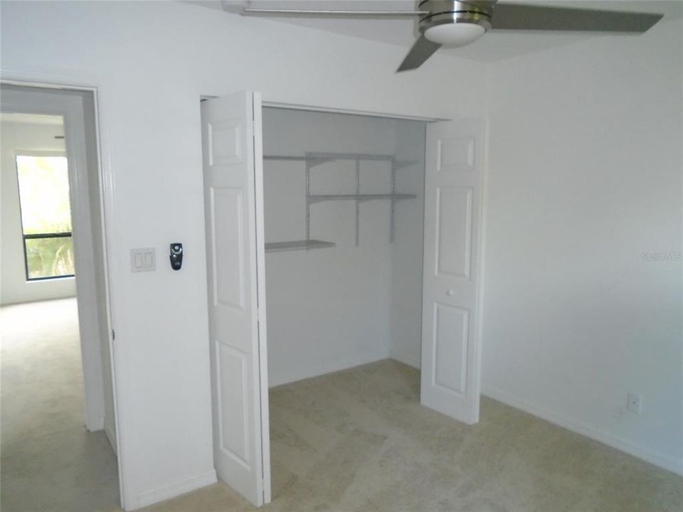 На продажу: $208,900 (3 спален, 2 ванн, 1418 Квадратных фут)