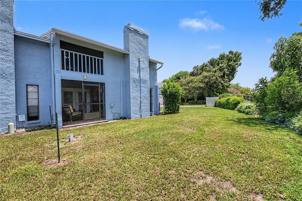 For Sale: $300,000 (3 beds, 2 baths, 1330 Square Feet)