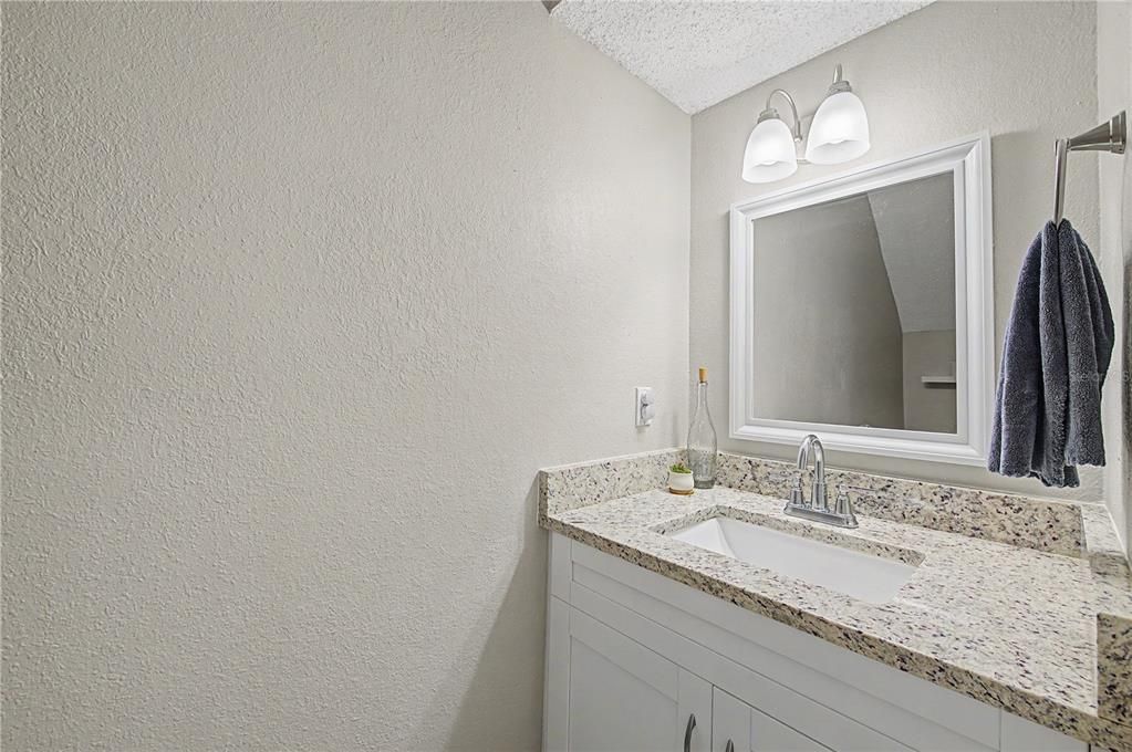 For Sale: $300,000 (3 beds, 2 baths, 1330 Square Feet)