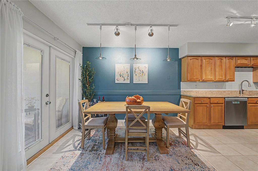 For Sale: $300,000 (3 beds, 2 baths, 1330 Square Feet)