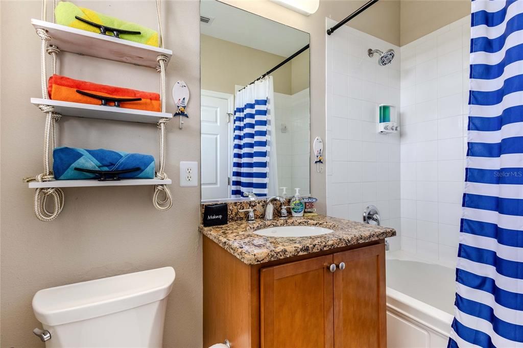 На продажу: $445,000 (3 спален, 3 ванн, 1417 Квадратных фут)